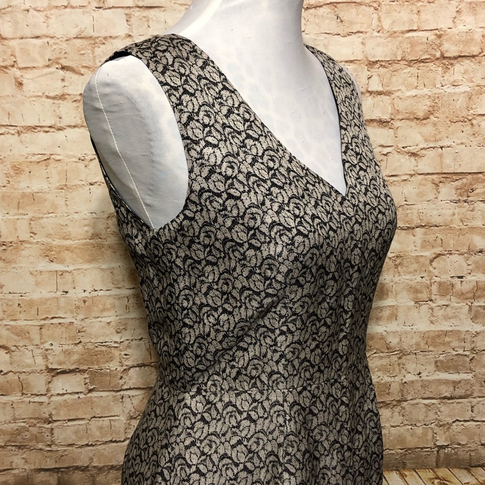 Linen Blend Sheath Dress - Picture 3 of 8